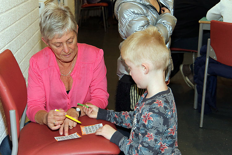 KinderBingo 9-11-'16, foto 6